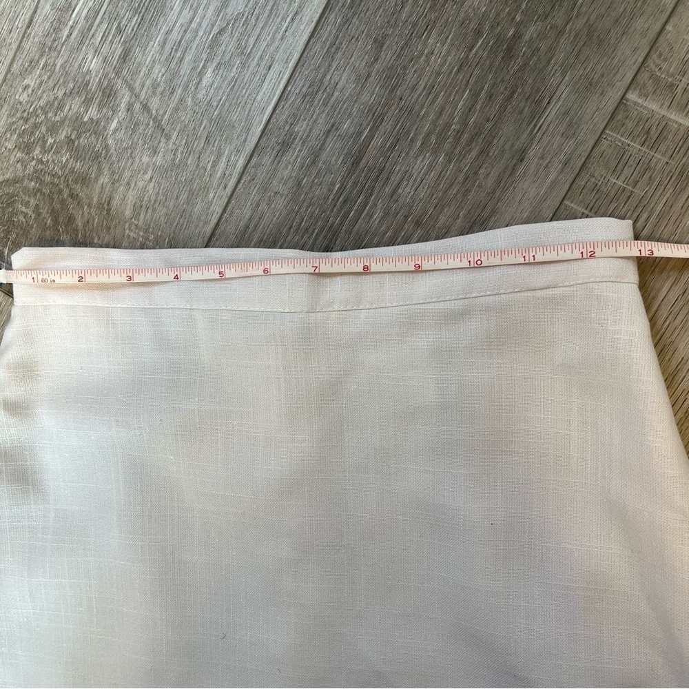 ❌SOLD❌ VINTAGE White Midi Pencil Skirt, Size 2-4 - Picture 7 of 11